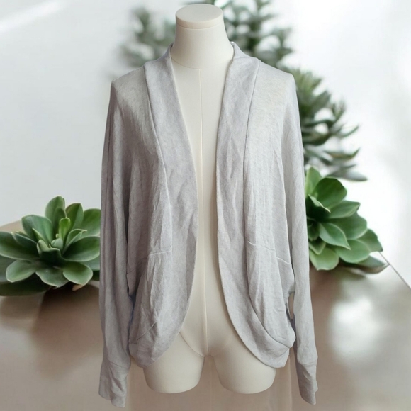 Aeropostale Light Gray Ribbed Open Front Long Sleeve Sweater Size Large - Picture 1 of 9